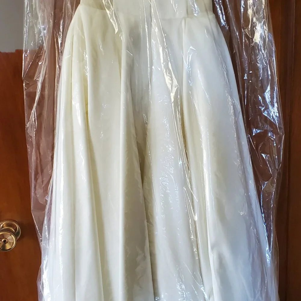 House of CB Mademoiselle White Dress (SM, A-C Cup) - Picture 8 of 9